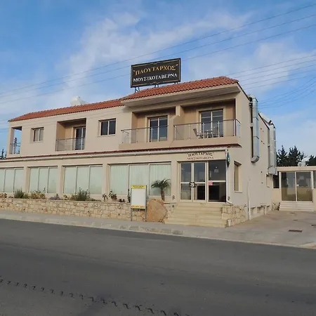 Ploutarchos