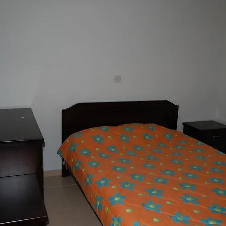 Ploutarchos Apartment Paphos